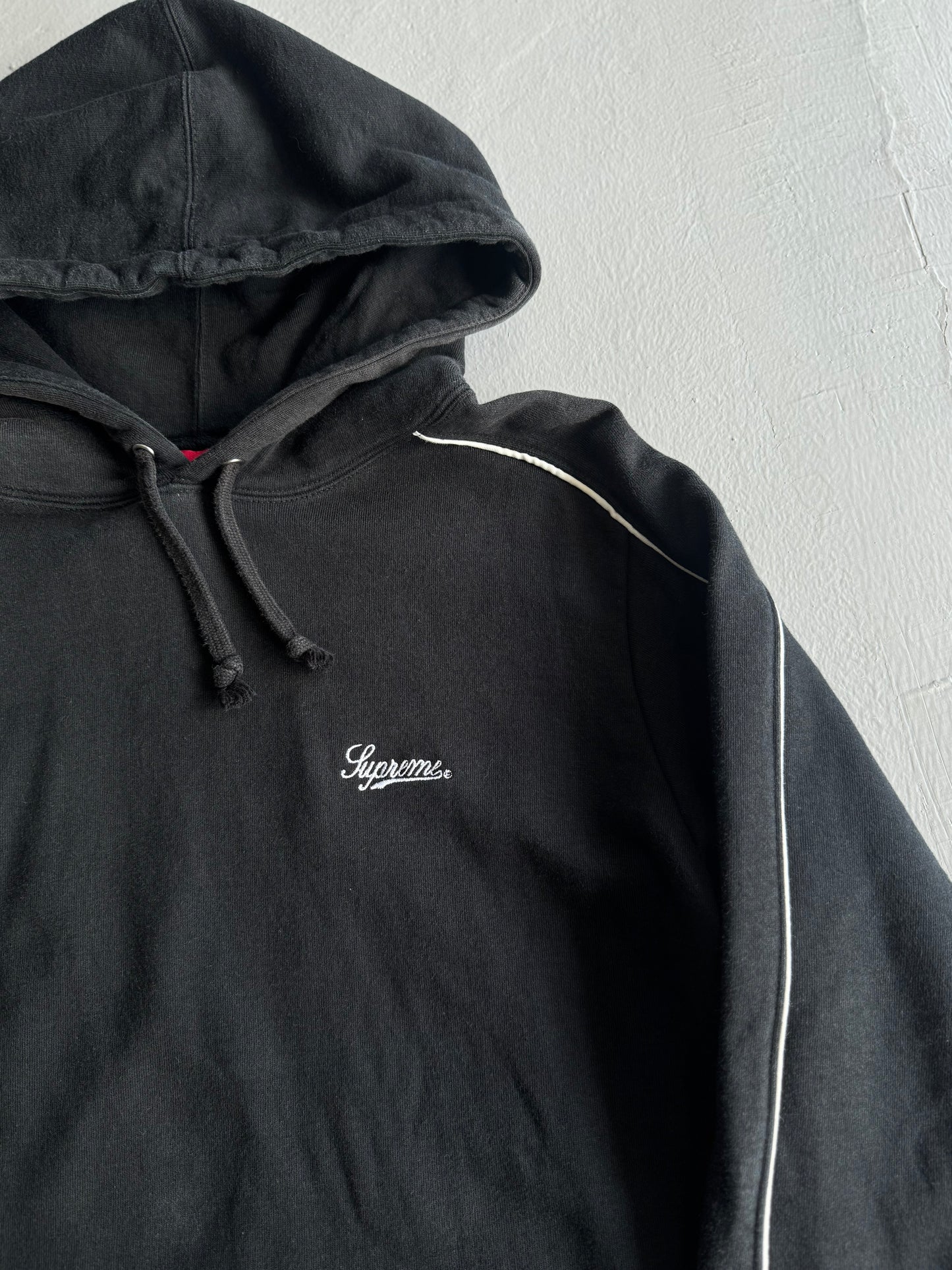 Supreme Hoodie