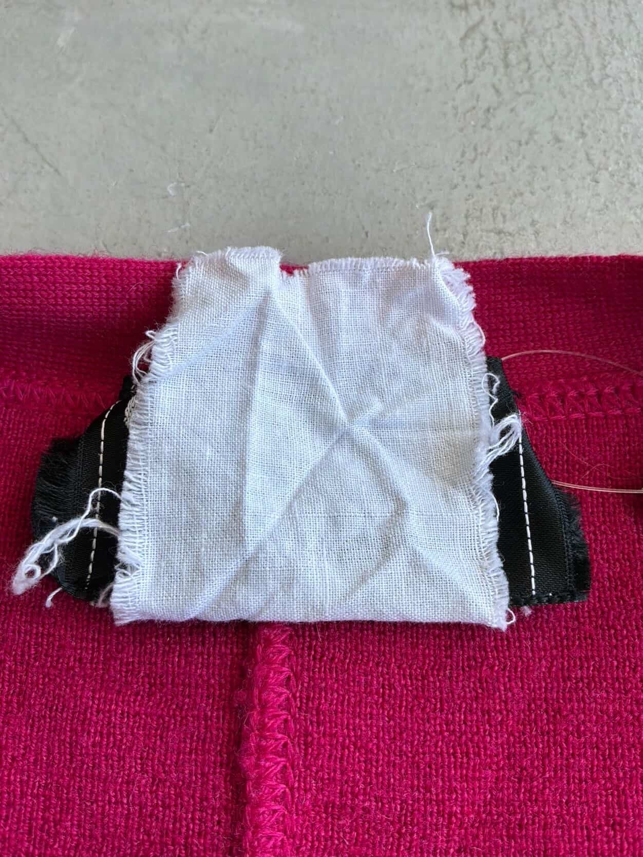 1993 Chanel Boutique Gold Buttons Cardigan