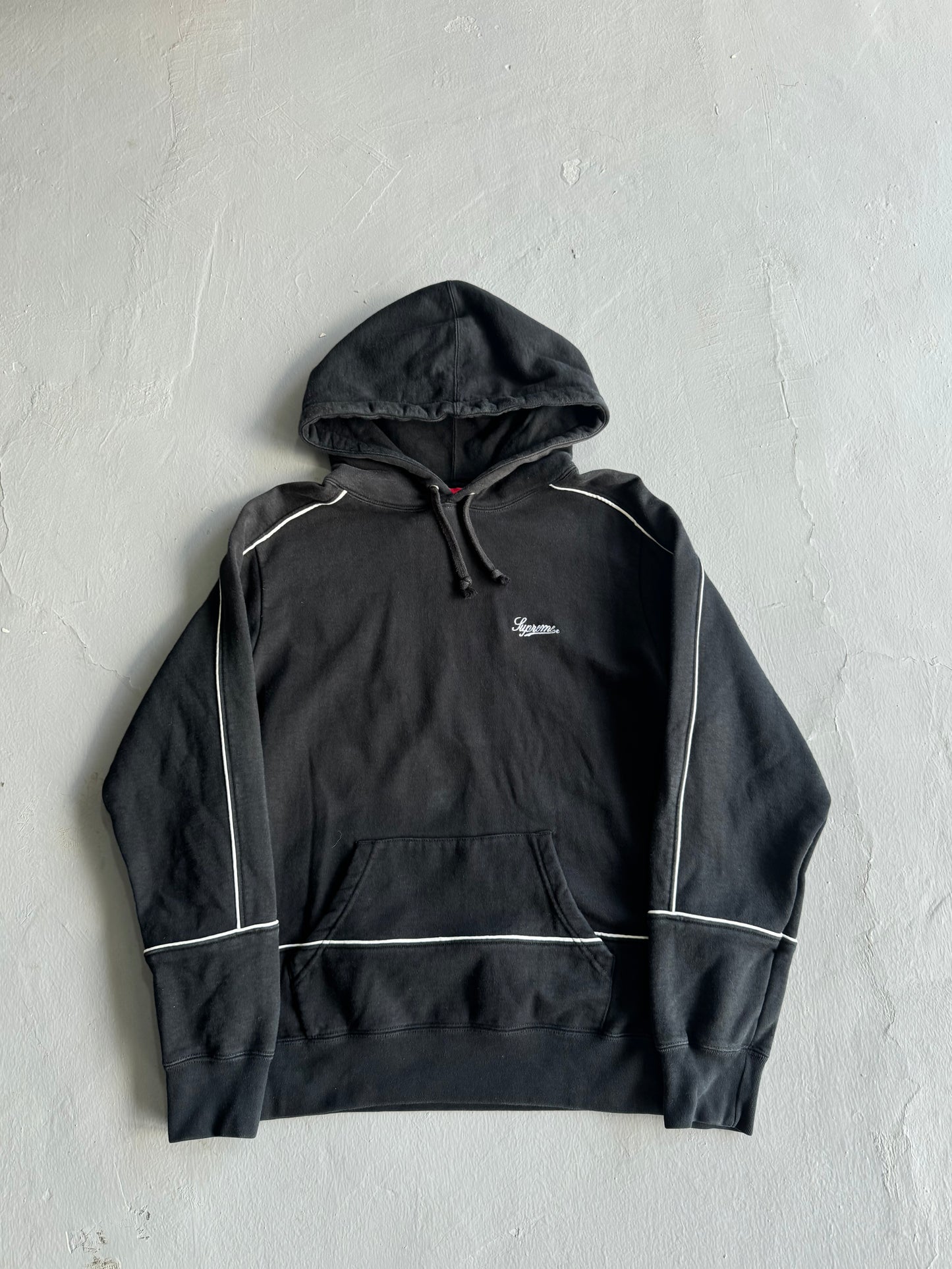 Supreme Hoodie