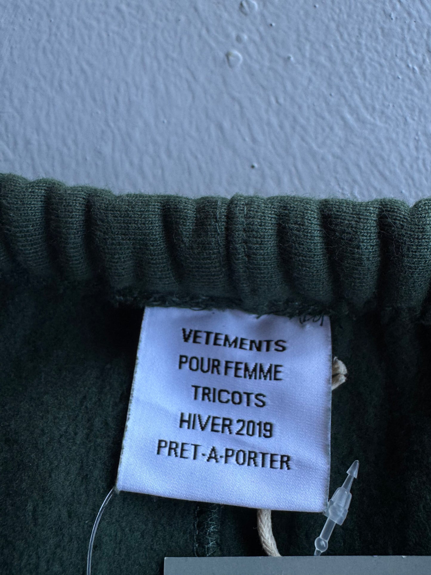 Vetements Vertical Script Sweatpants (Brand New)
