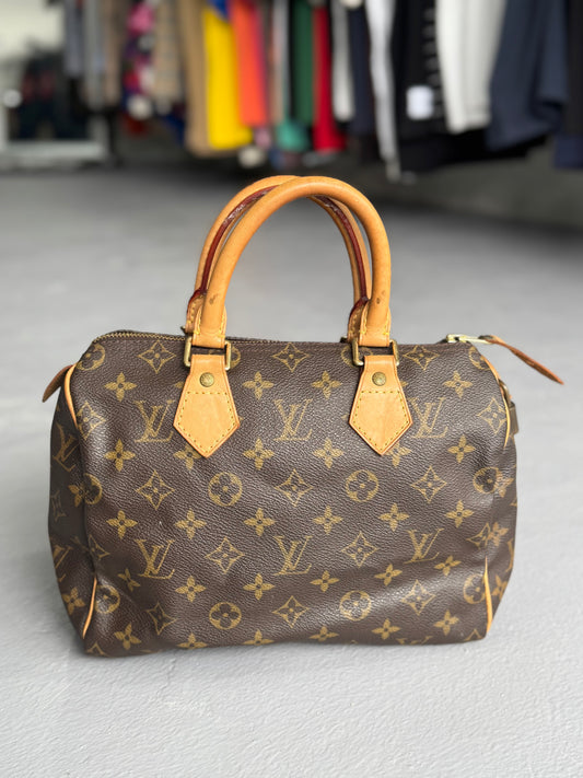 Louis Vuitton Speedy 25