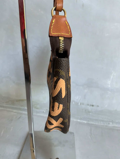 Louis Vuitton X Stephen Sprouse Graffiti Pochette