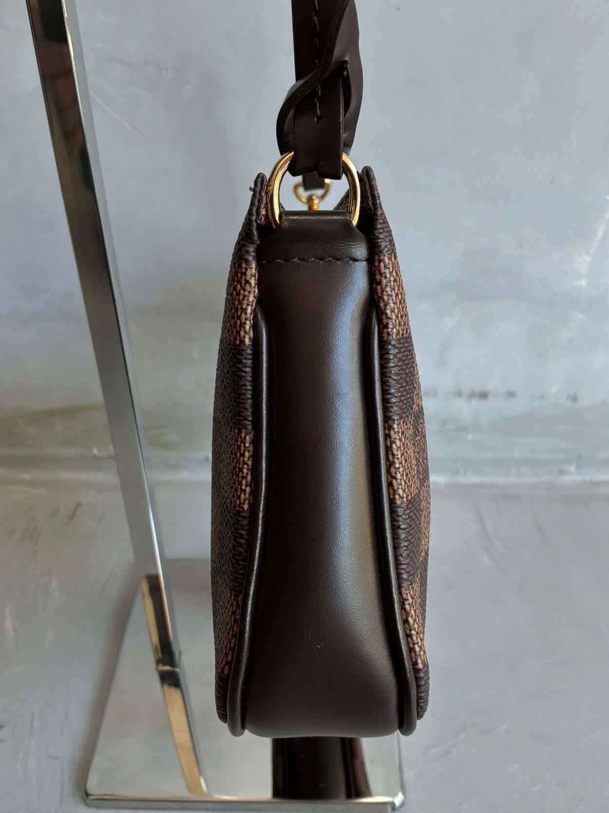 Louis Damier Ebene Navona Pochette