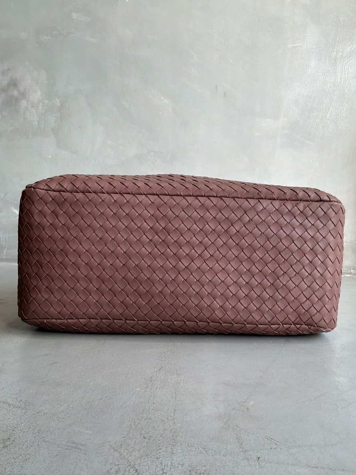 Bottega Veneta Mauve Intrecciato Boston Bag