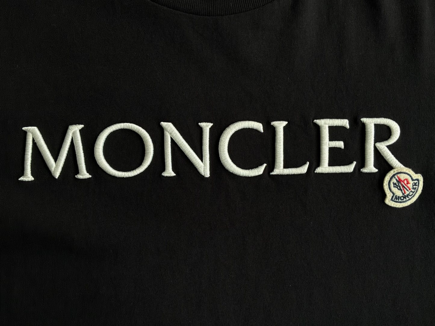 Moncler Script With Logo Balck Tee