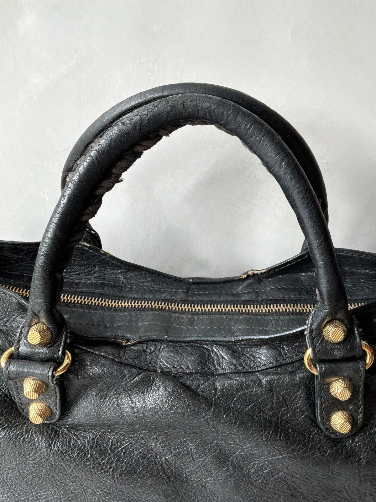Balenciaga Classic City Black on Gold Giant 21 Lambskin Bag