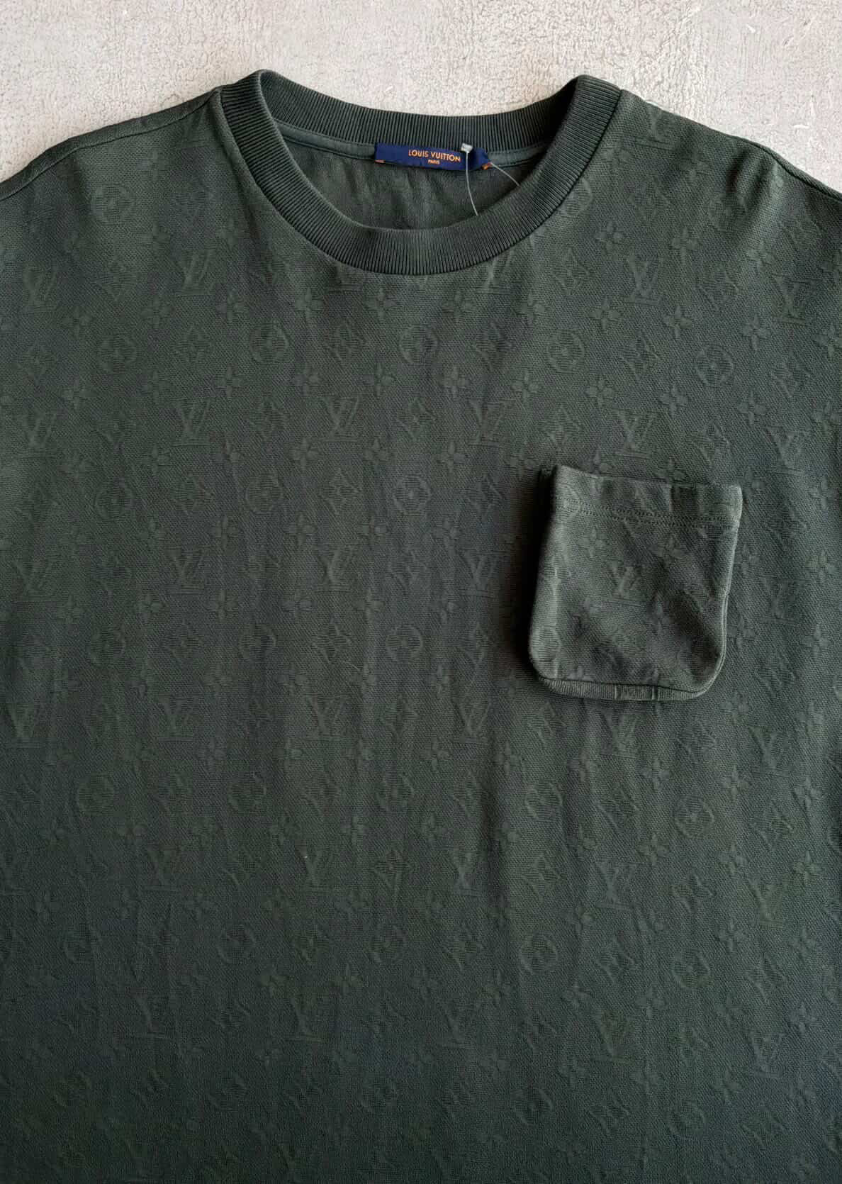 Louis Vuitton 3D Monogram Tee