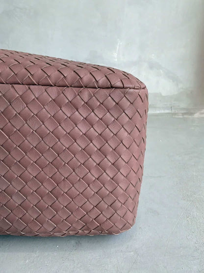 Bottega Veneta Mauve Intrecciato Boston Bag