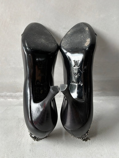Louis Vuitton Black Chain Link Pumps