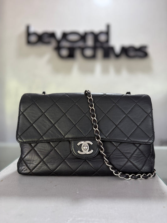 Chanel Caviar Leather Single Flag Chain Sling Bag