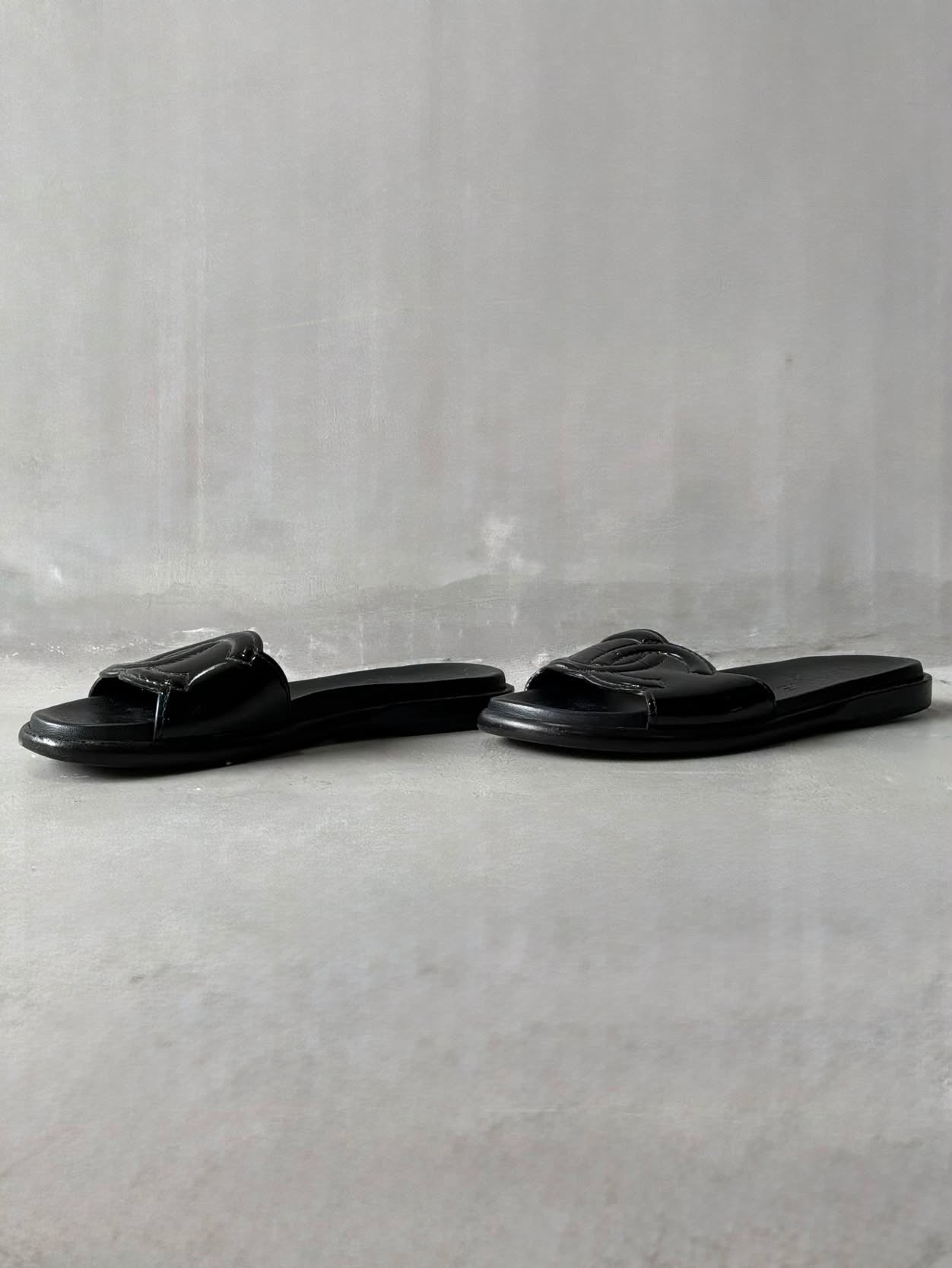 Chanel CC Patent Slides