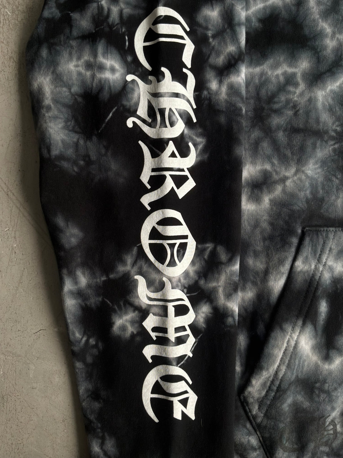 Chrome Hearts Horseshoe Script Tie Dye Pull Over Hoodie