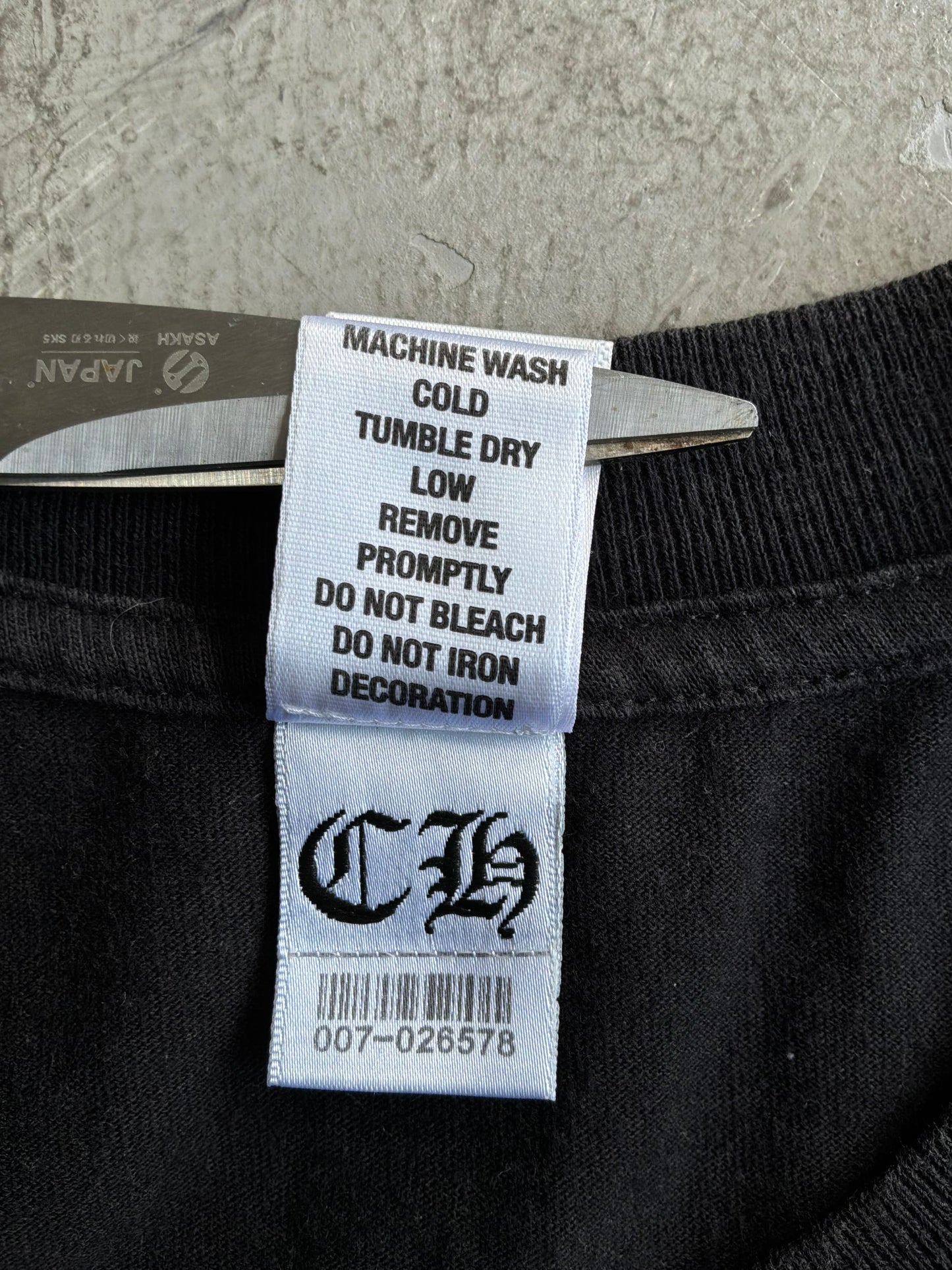 2000s Chrome Hearts Cemetery Sword Black Tee