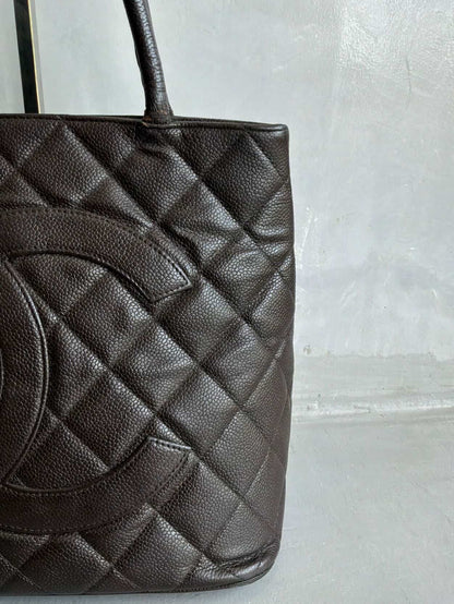 2002 Chanel Chocolate Brown Caviar Medallion Bag
