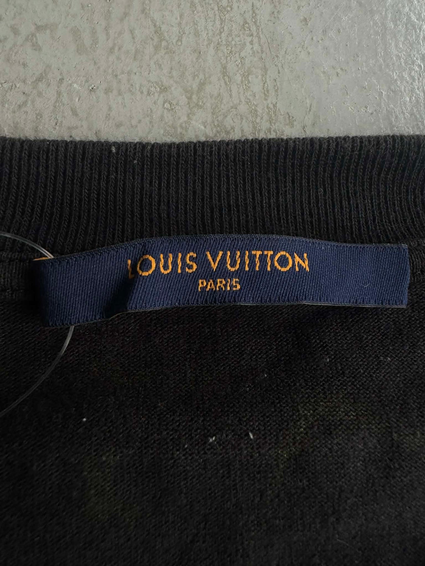 Louis Vuitton Black & White Spread T shirt