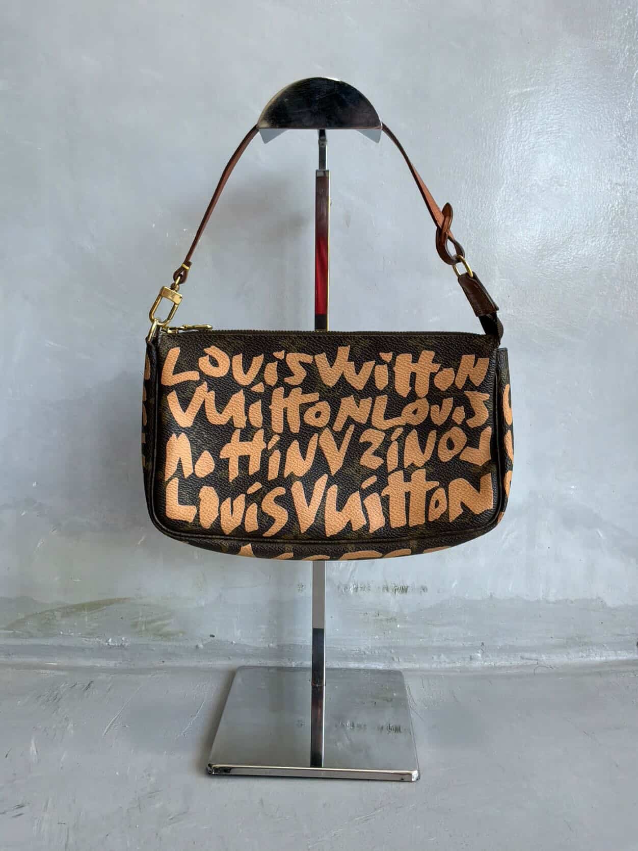 Louis Vuitton X Stephen Sprouse Graffiti Pochette