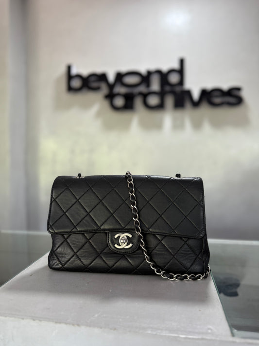 Chanel Caviar Leather Single Flag Chain Sling Bag