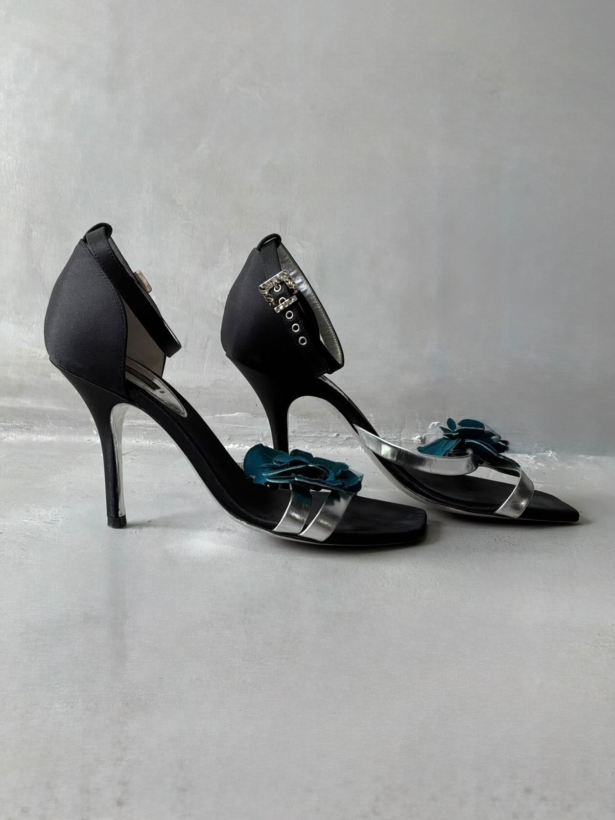 Louis Vuitton Satin Flower Sandals