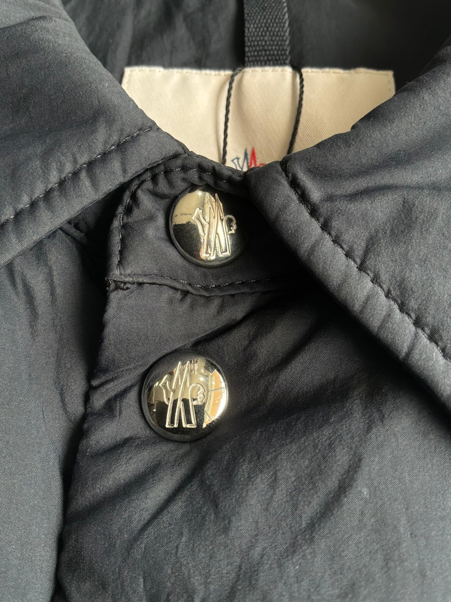 Moncler Mirmande Guibbotto Navy Puffer Jacket