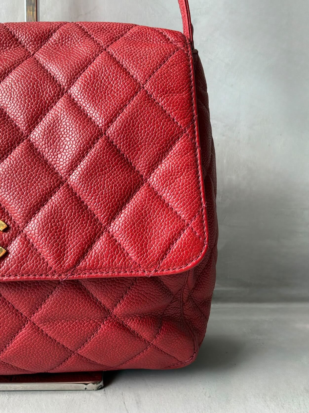 90’s Chanel Kelly Flap Caviar Shoulder Bag