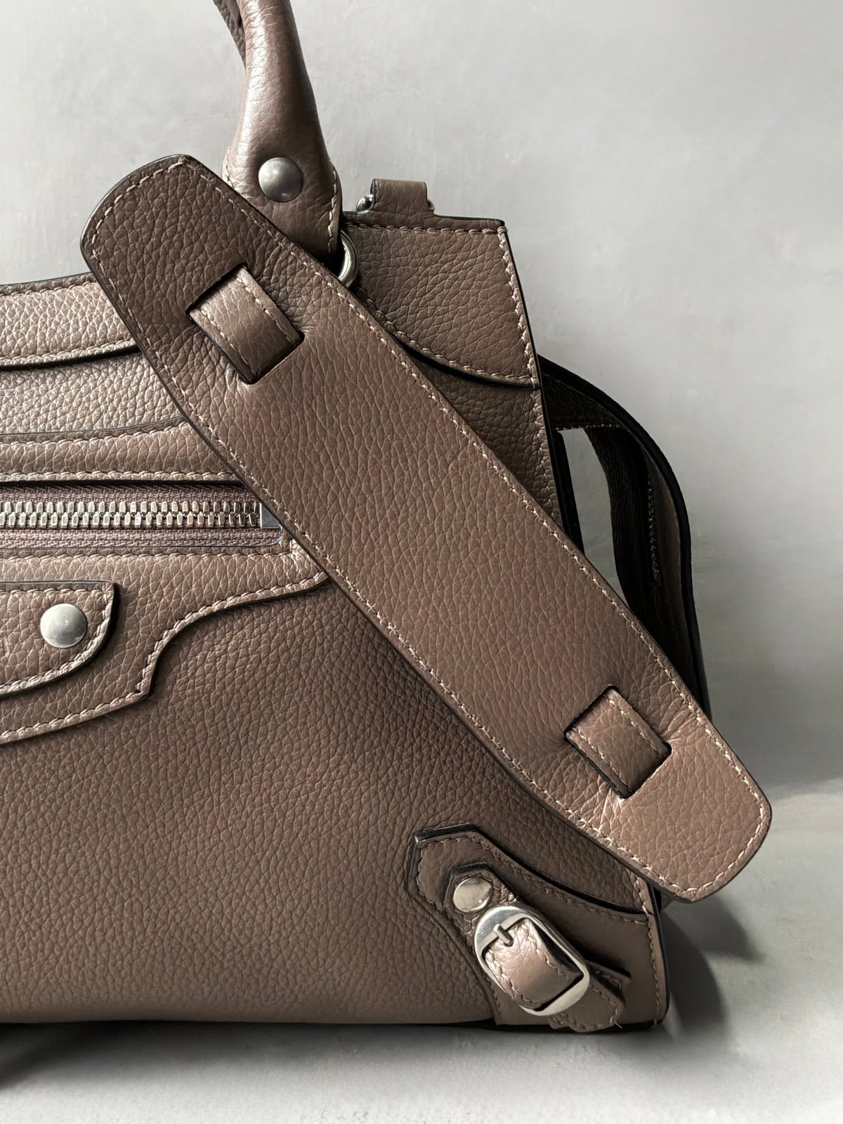 Balenciaga Neoclassic City Brown Bag