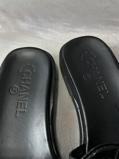 Chanel CC Patent Slides