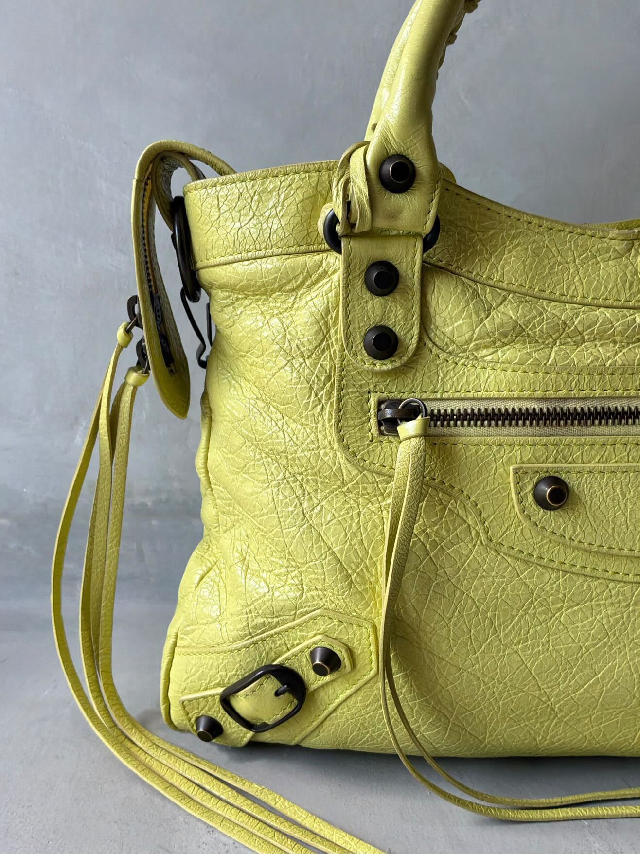 Balenciaga City ‘Town’  Lime Lambskin Bag