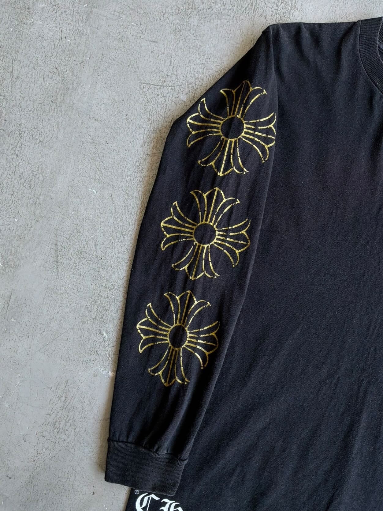 Chrome Hearts Cracked Horseshoe Longsleeves