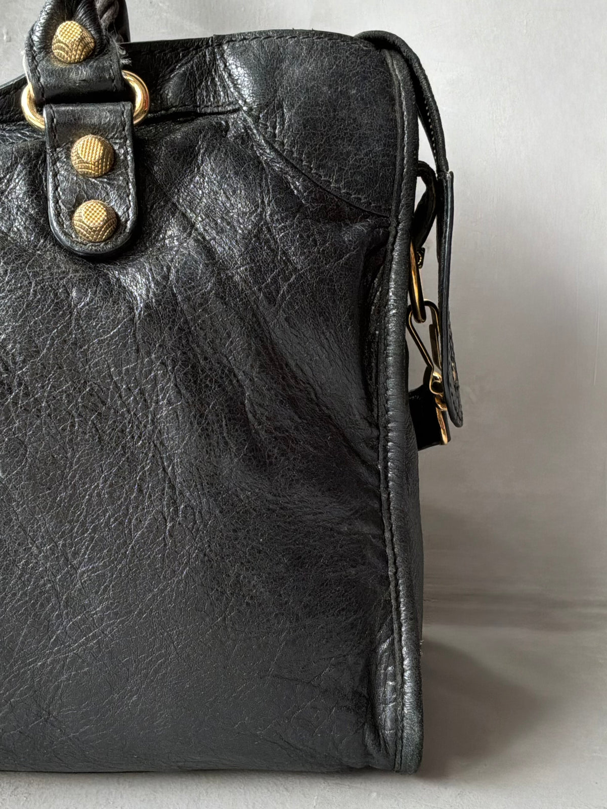Balenciaga Classic City Black on Gold Giant 21 Lambskin Bag