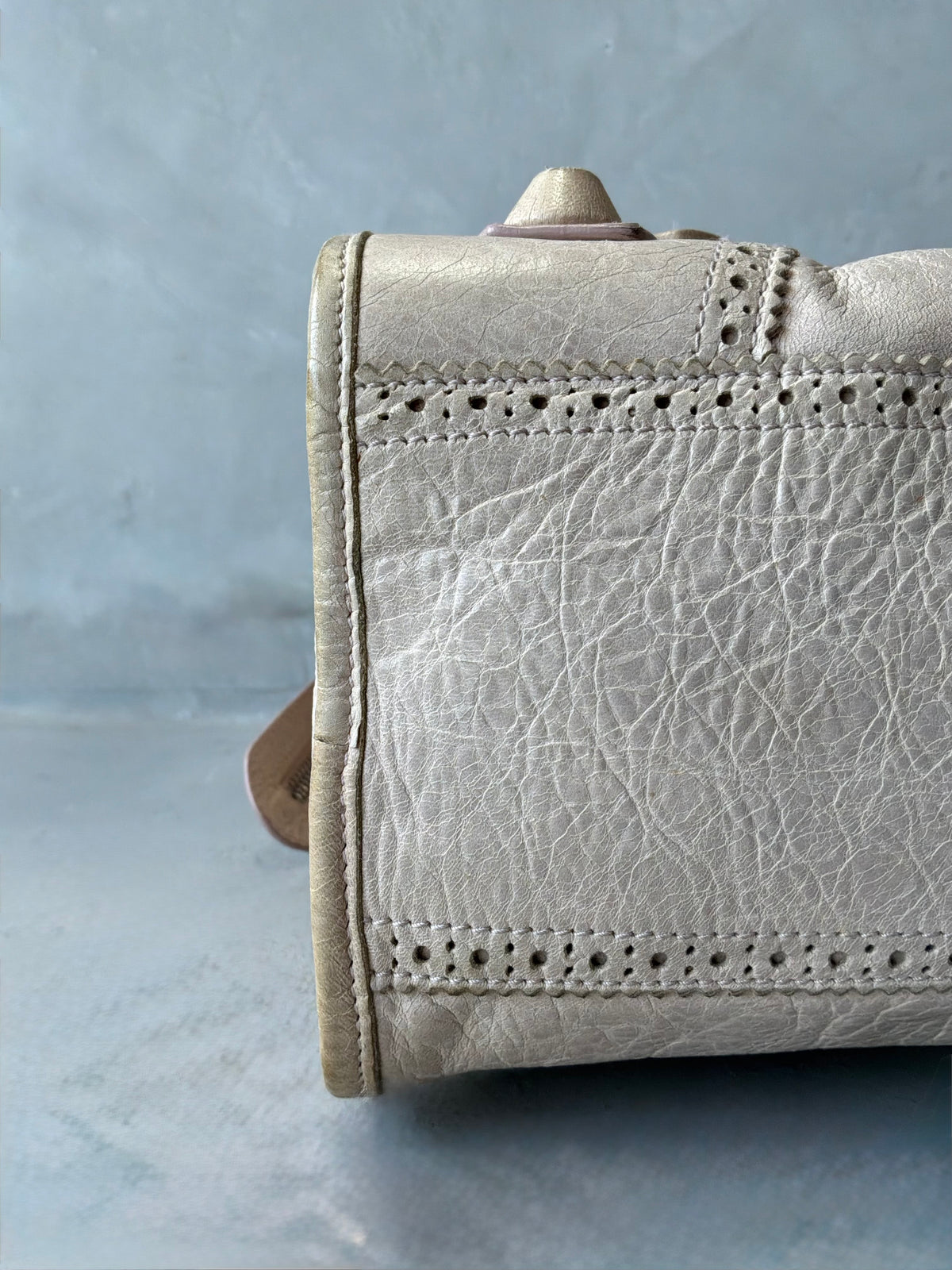 Balenciaga Classic City Light Pink on Brouges Lambskin Bag