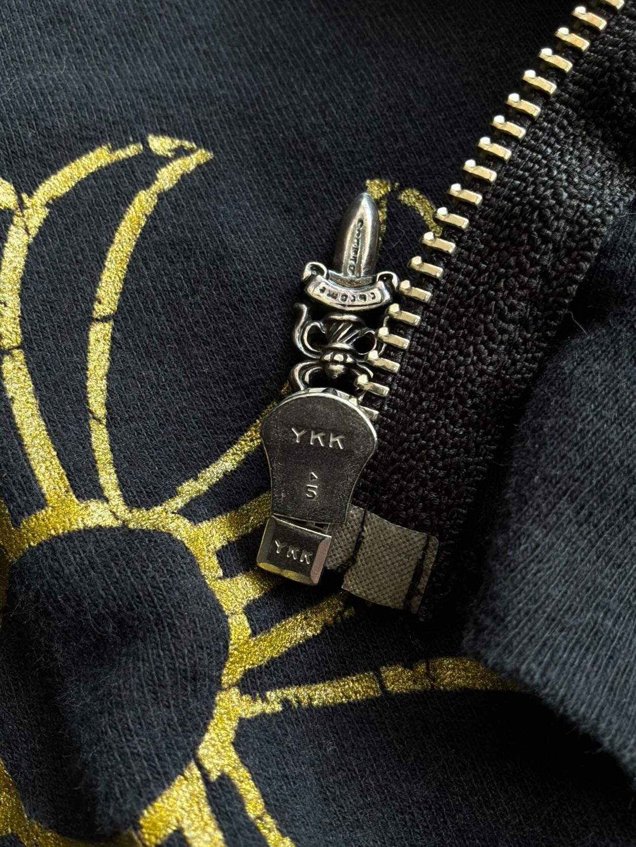 90’s Chrome Hearts Cracked Horseshoe Zip Hoodie