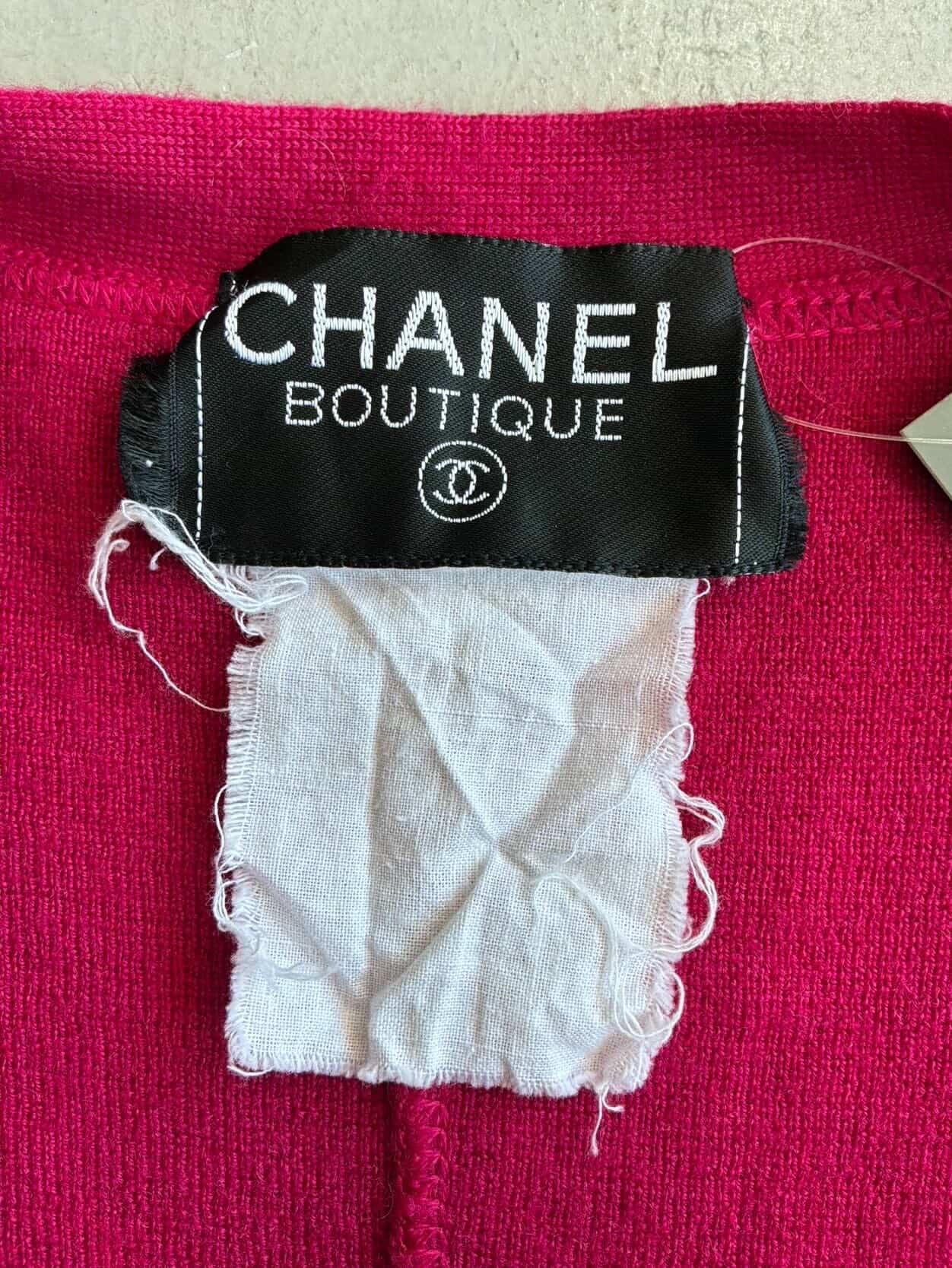 1993 Chanel Boutique Gold Buttons Cardigan