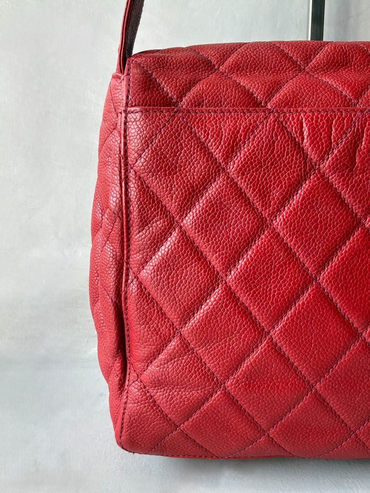 90’s Chanel Kelly Flap Caviar Shoulder Bag