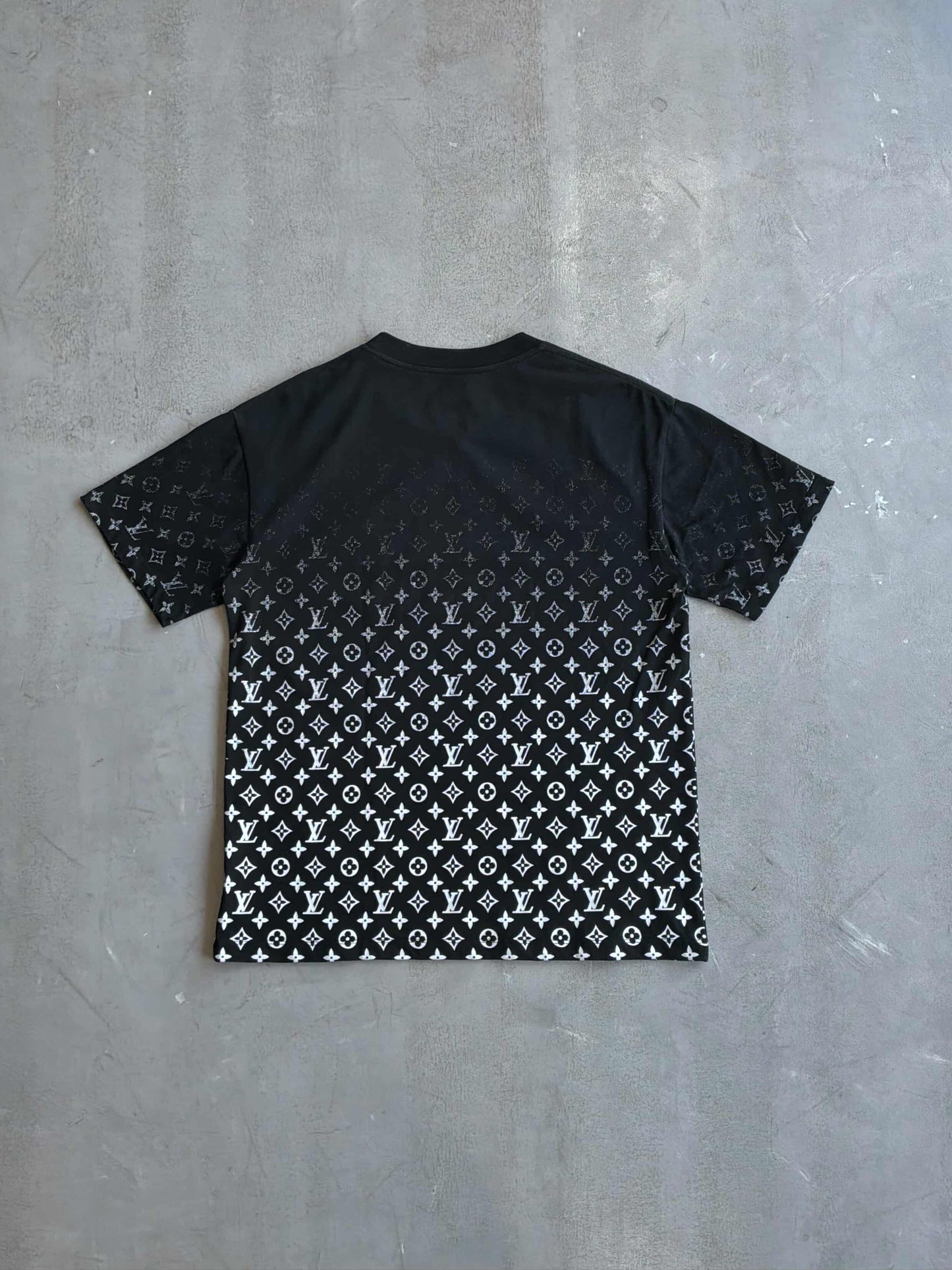 Louis Vuitton Gradient Monogram Tee