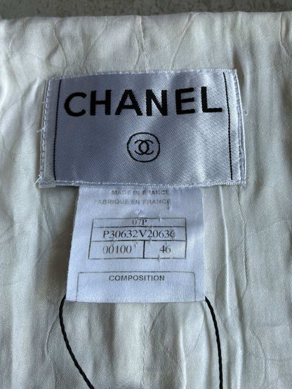 2007 Chanel White & Gold Tweed Blazer