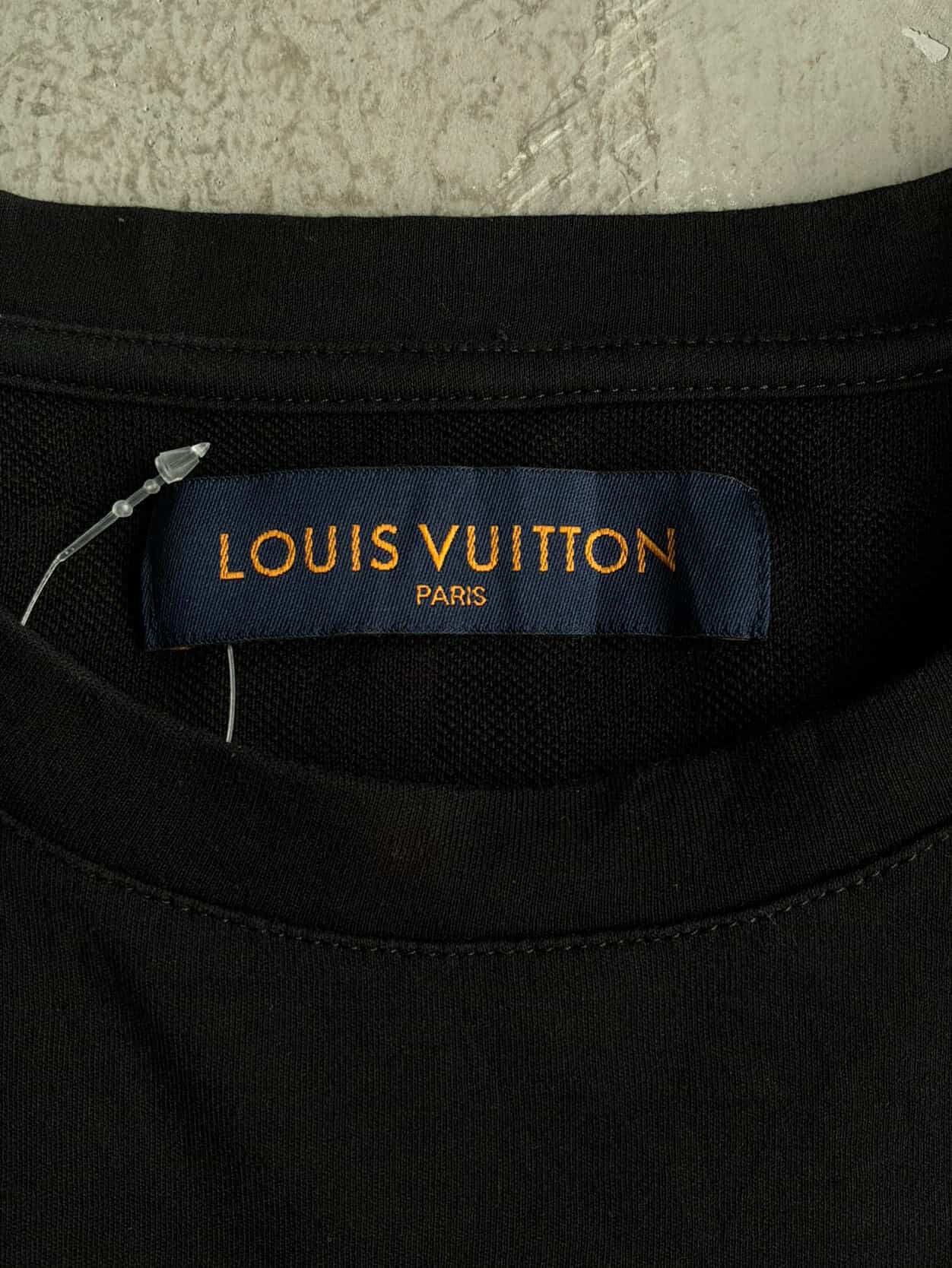 Louis Vuitton Pocket Embroidered Pocket tee