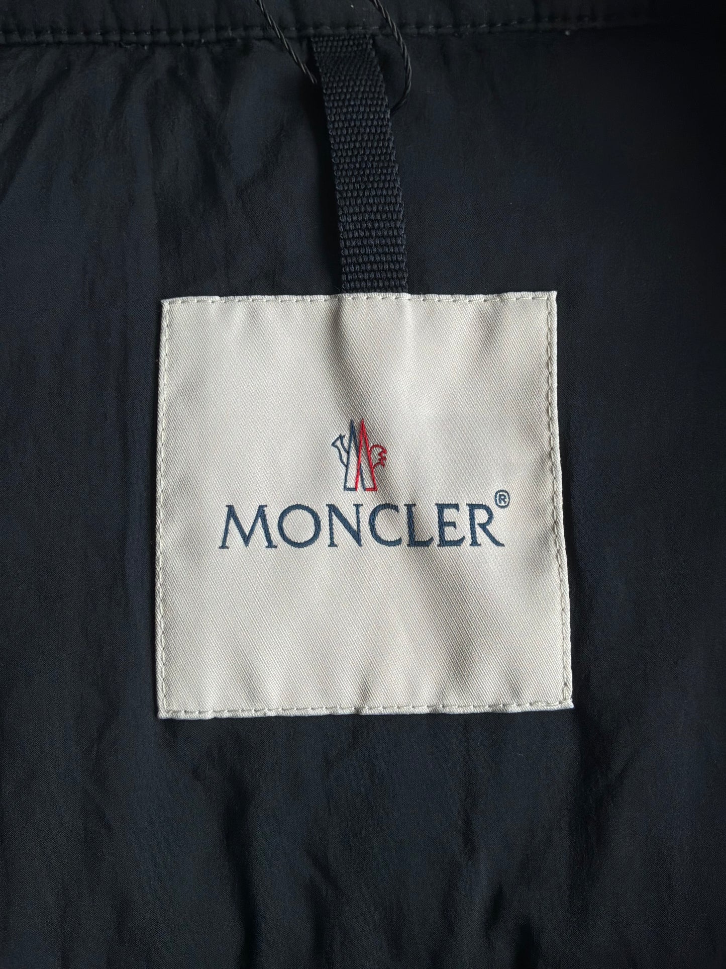 Moncler Mirmande Guibbotto Navy Puffer Jacket