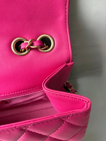 Chanel Classic Single Flap Medium Pink Lambskin Bag