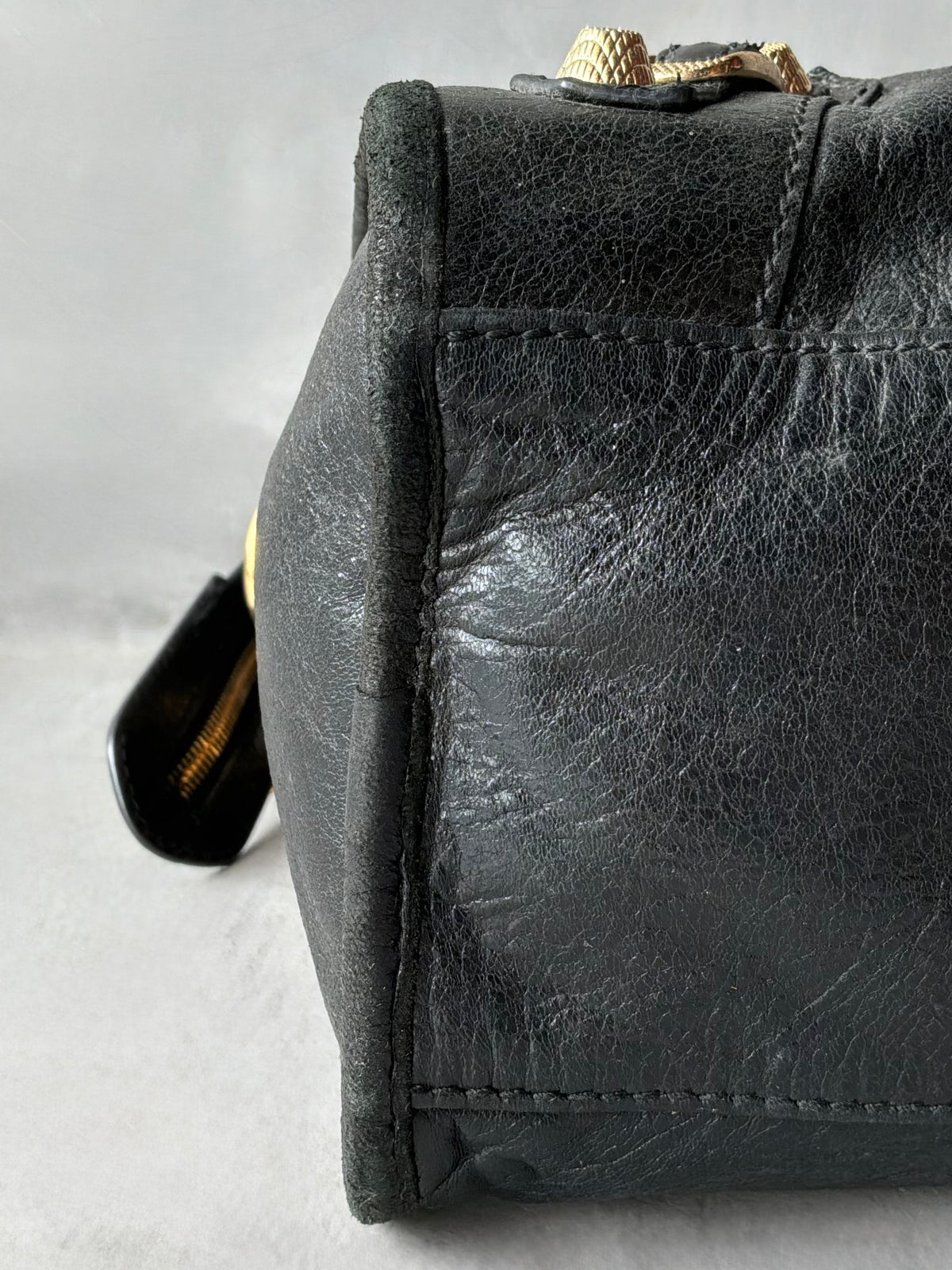 Balenciaga Classic City Black on Gold Giant 21 Lambskin Bag