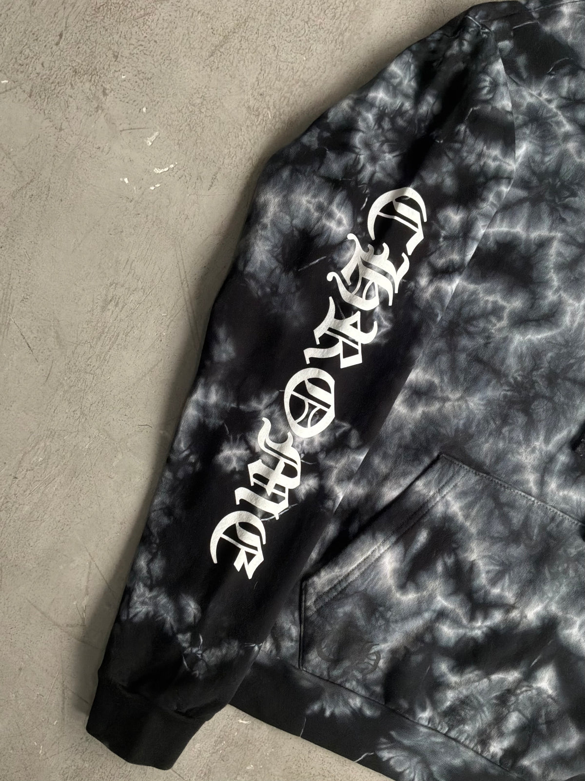 Chrome Hearts Horseshoe Script Tie Dye Pull Over Hoodie