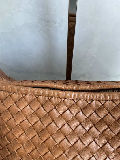 Bottega Veneta Large Intrecciato Hobo Bag