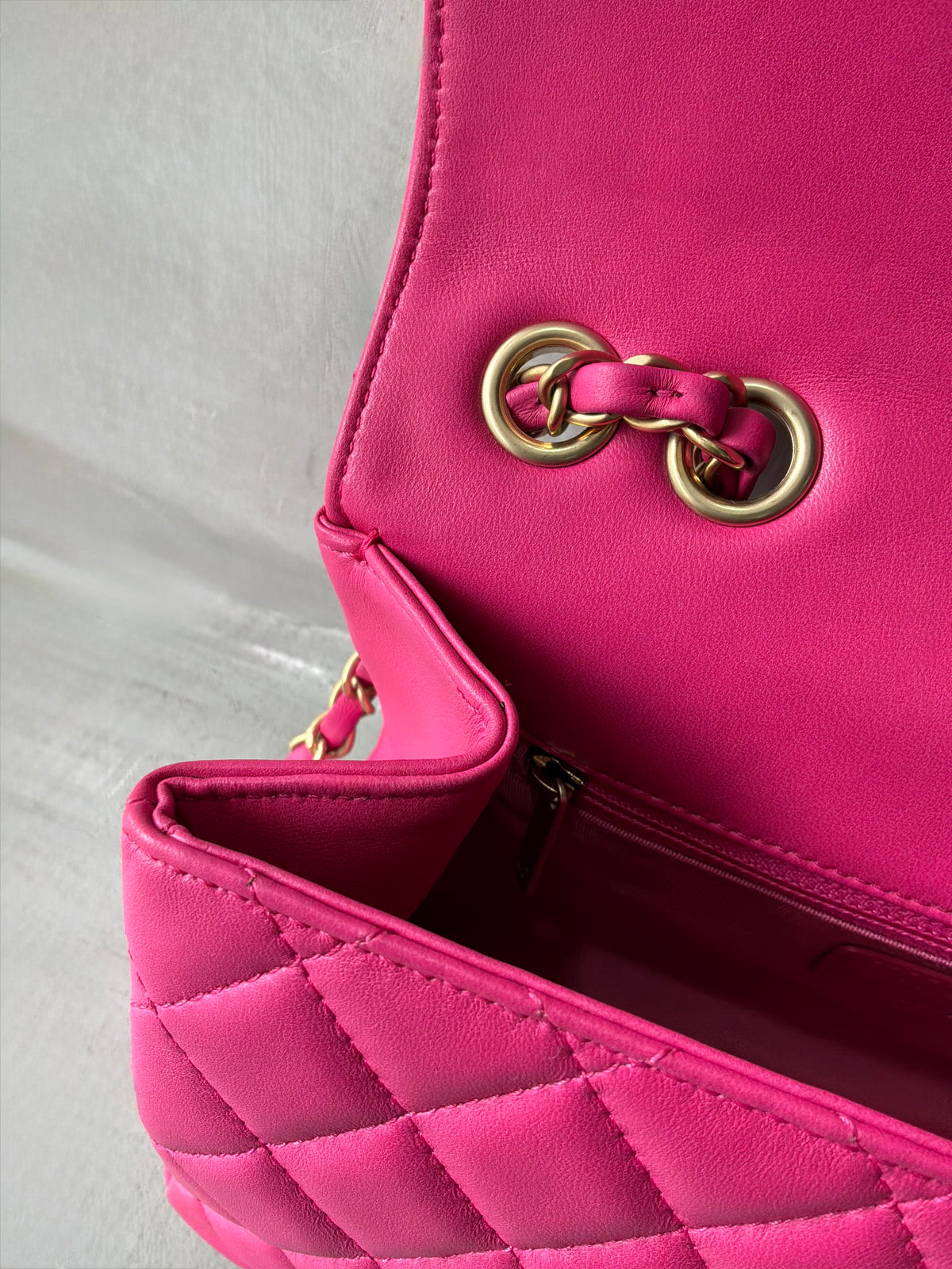 Chanel Classic Single Flap Medium Pink Lambskin Bag
