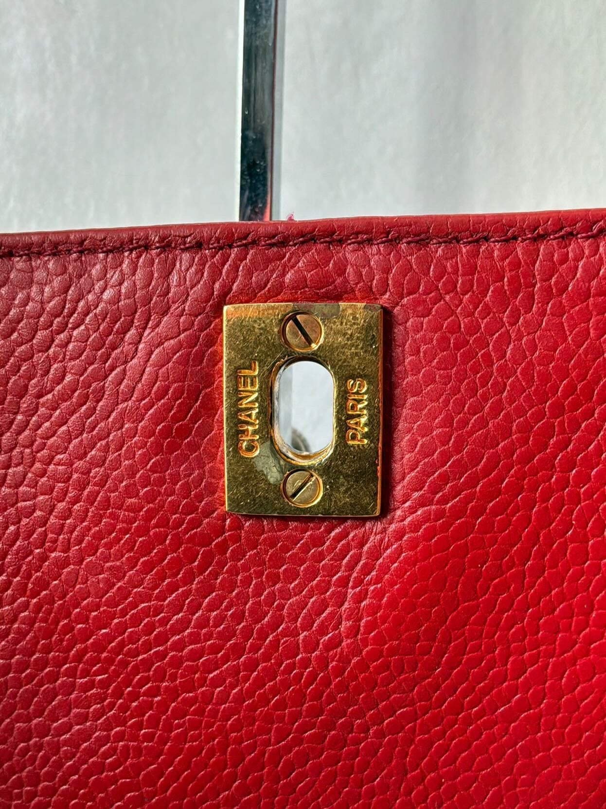 90’s Chanel Kelly Flap Caviar Shoulder Bag