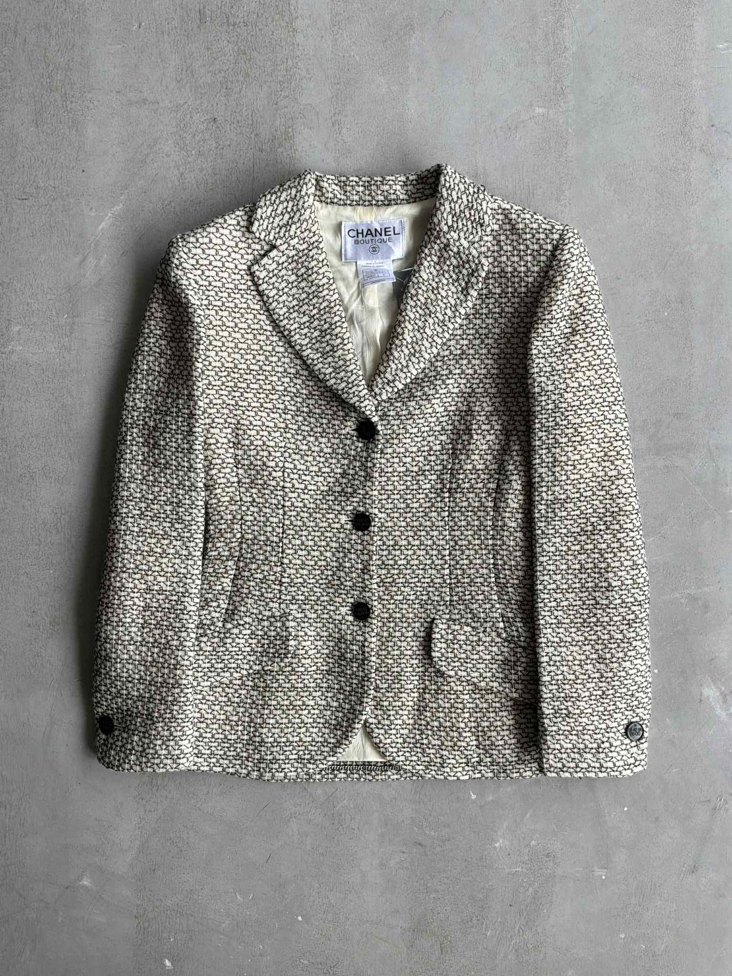 Chanel 1998 Silk Lined Beige Tweed Jacket