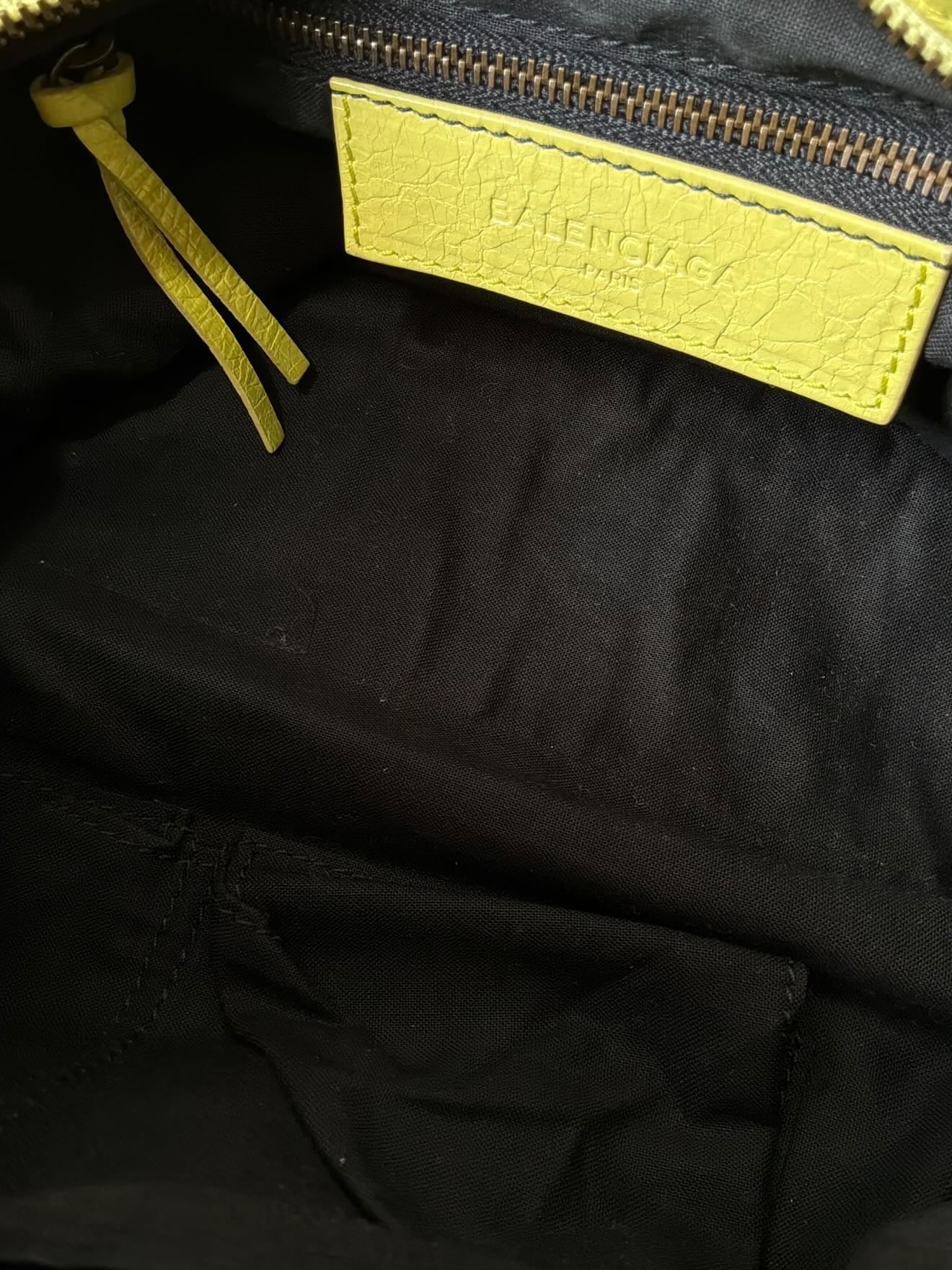 Balenciaga City ‘Town’  Lime Lambskin Bag