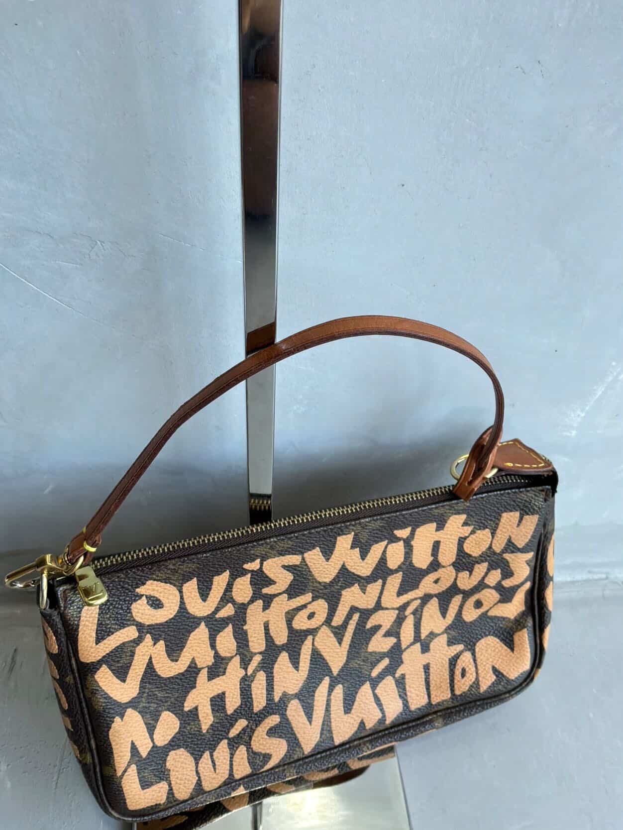 Louis Vuitton X Stephen Sprouse Graffiti Pochette