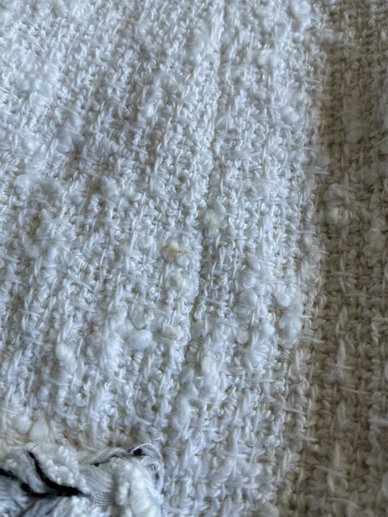 2007 Chanel White & Gold Tweed Blazer