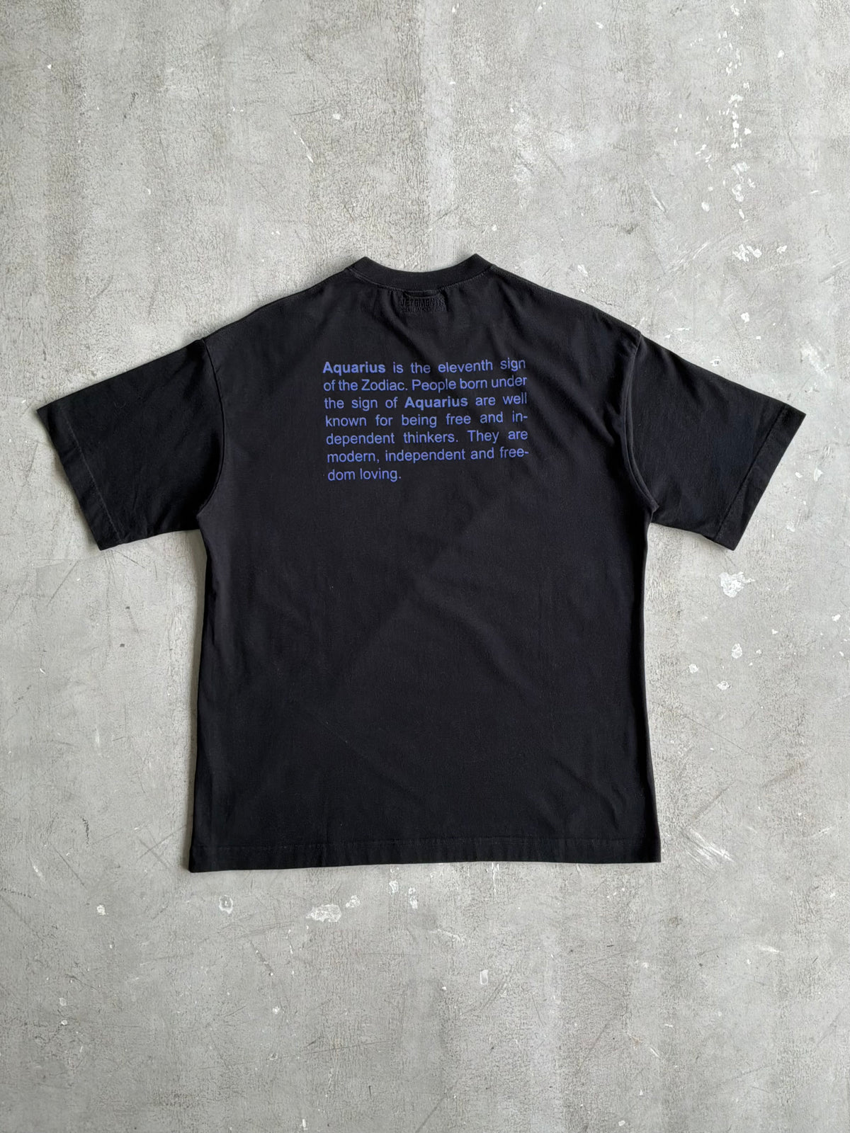 Vetements Aquarius Zodiac Tee