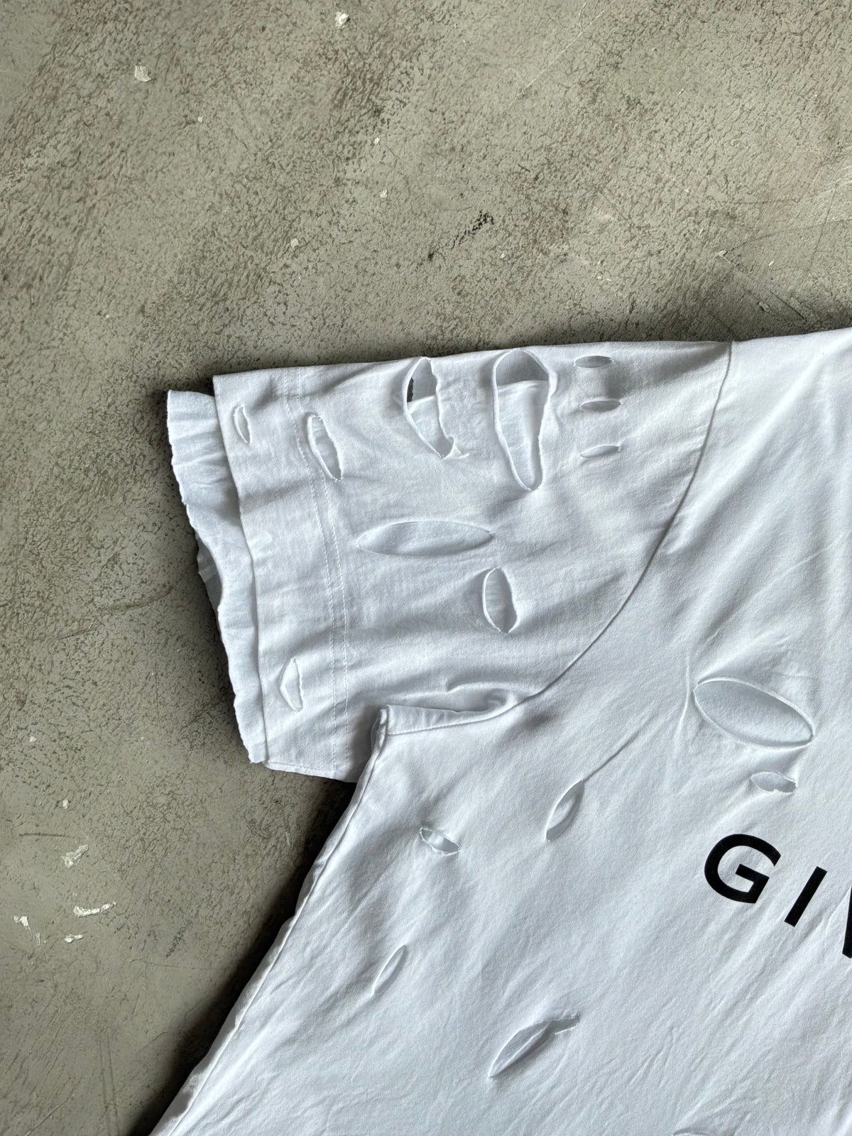 Givenchy Spellout Distressed Tee