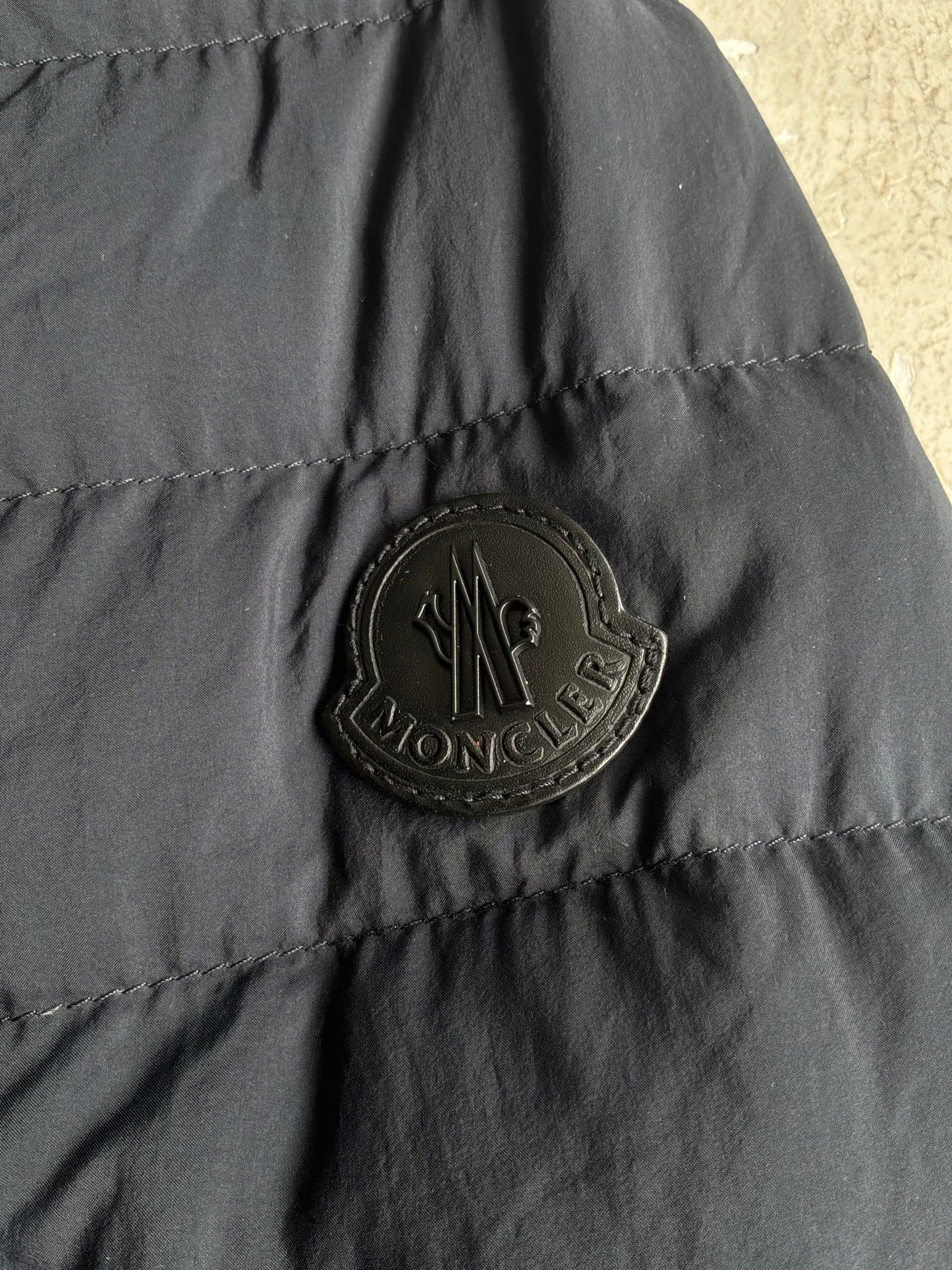 Moncler Mirmande Guibbotto Navy Puffer Jacket